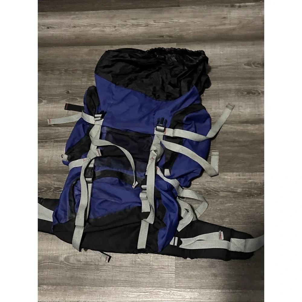 Coleman Peak 1 Hiking Backpack Blue Black Large 19in Cushion Strap Camp Bag